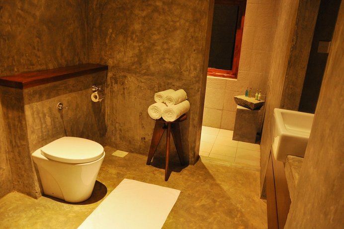 Roman Lake Ayurveda Boutique Resort