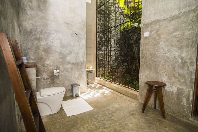 Roman Lake Ayurveda Boutique Resort