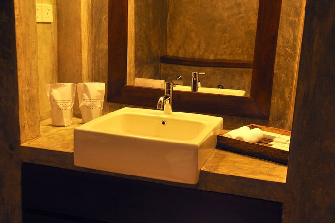 Roman Lake Ayurveda Boutique Resort