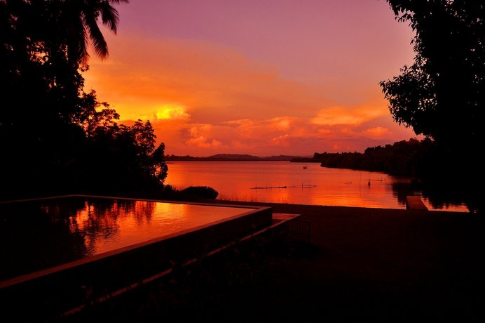 Roman Lake Ayurveda Boutique Resort