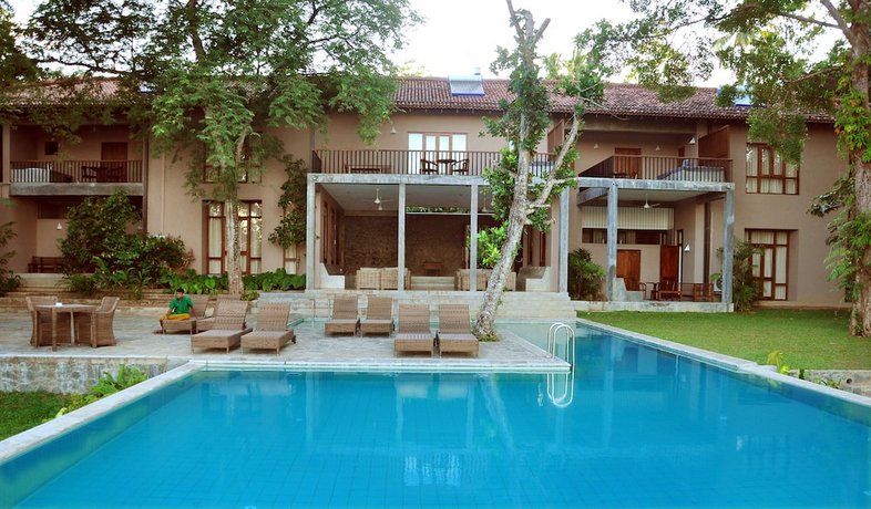 Roman Lake Ayurveda Boutique Resort