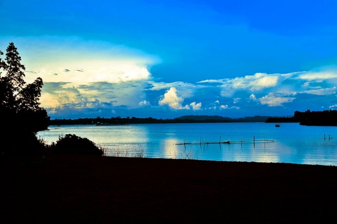 Roman Lake Ayurveda Boutique Resort