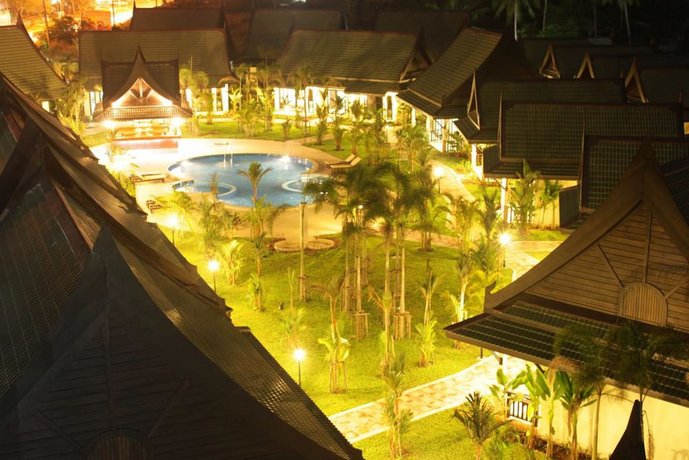 Airport Resort & Spa