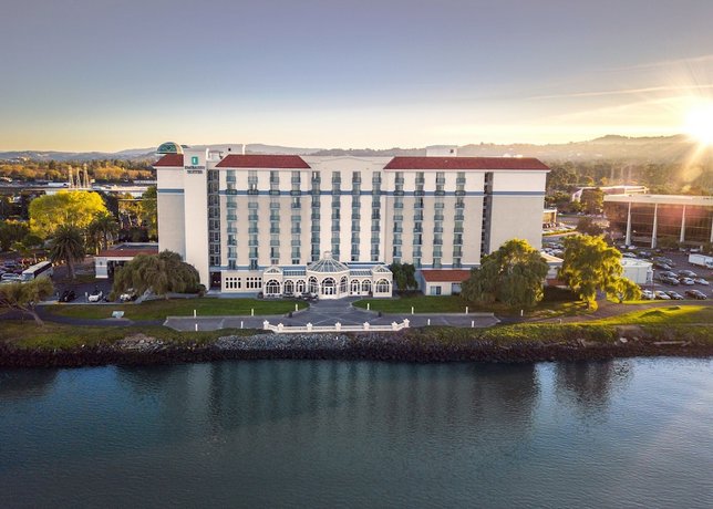 Embassy Suites San Francisco Airport - Waterfront