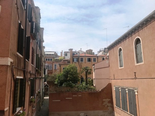 Modern Apartment In Venice Gf