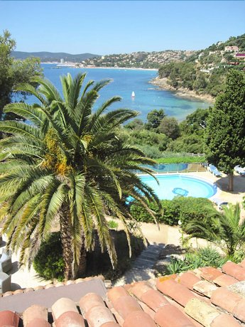 83 Hotel Le Lavandou 