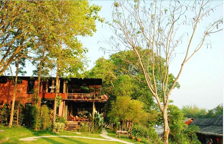 Boutique Raft Resort River Kwai