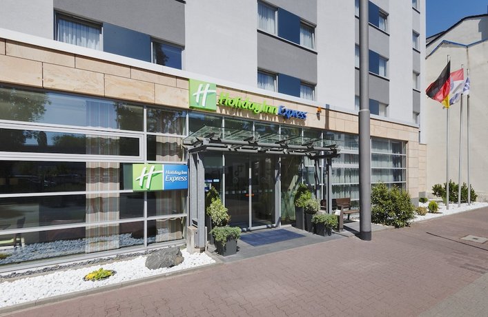 Holiday Inn Express Frankfurt Messe