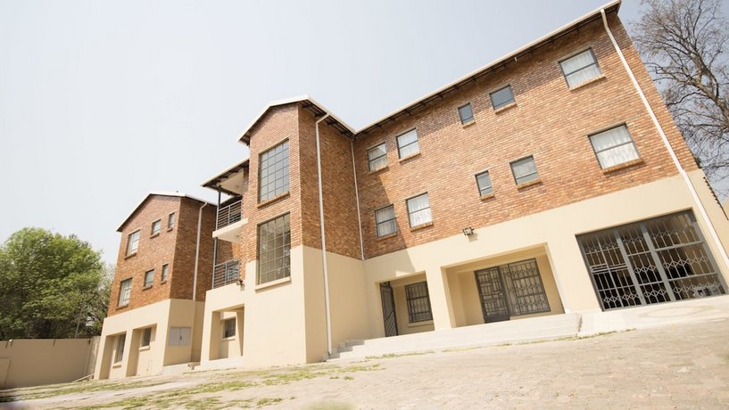 Khamanzi Lodge