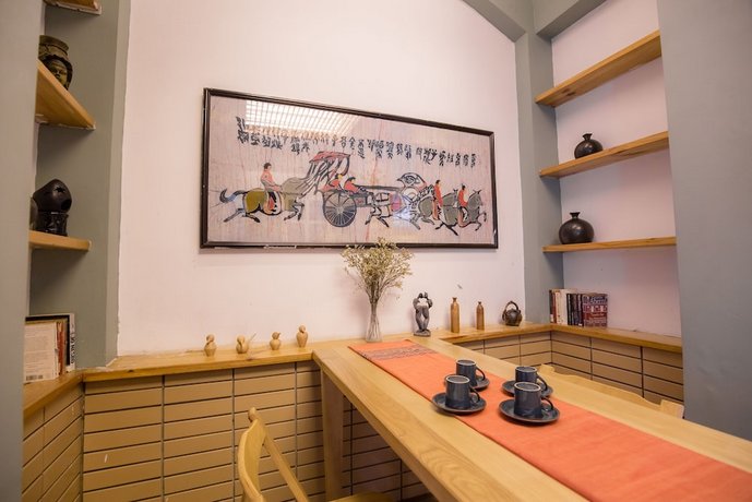Joy House in Centre Hanoi - Breakfast Included