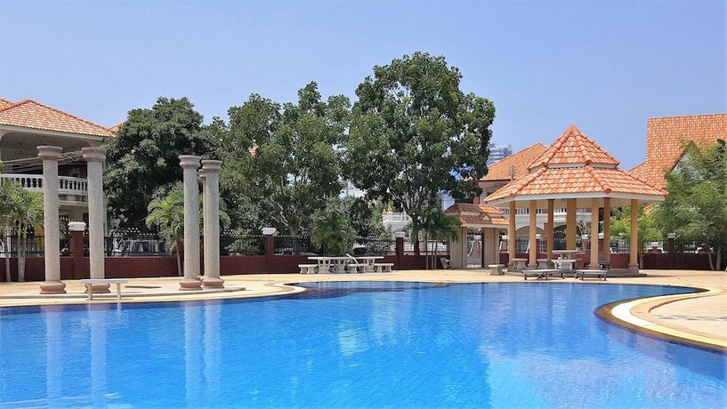 Joopland - Luxury Tropical Villa Pattaya