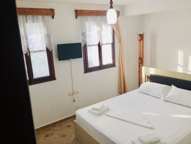 Denis Karalli Guest House