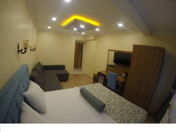 Riverland Suites