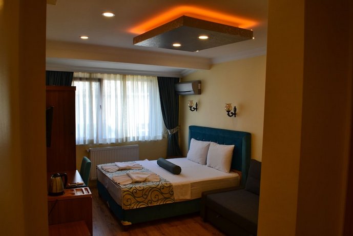 Riverland Suites