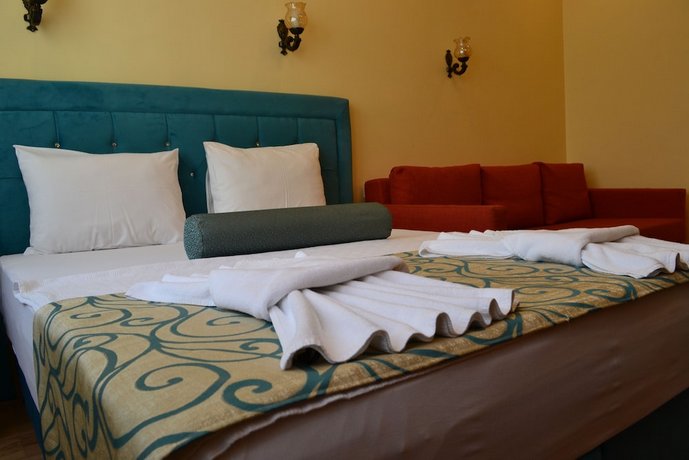 Riverland Suites