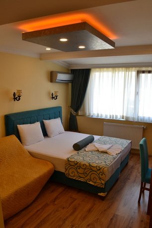 Riverland Suites