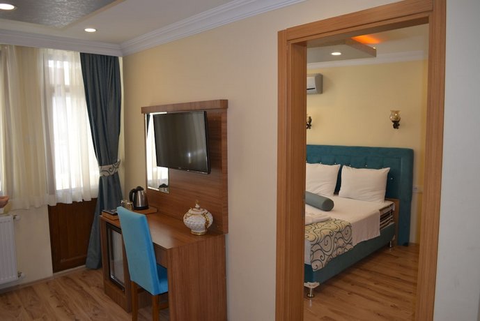 Riverland Suites