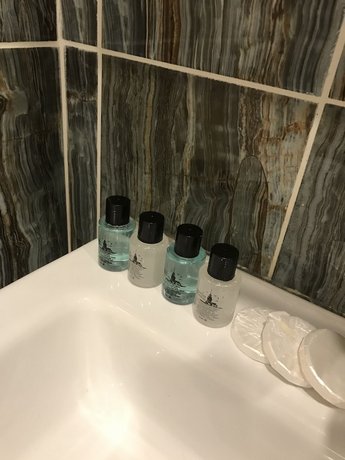 Riverland Suites