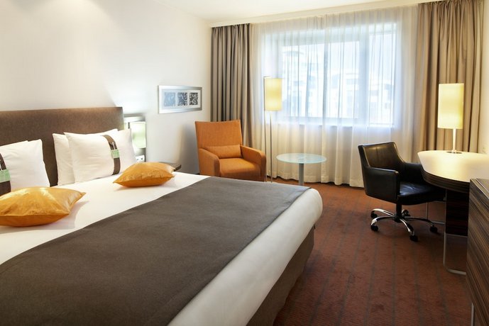 Holiday Inn Almaty