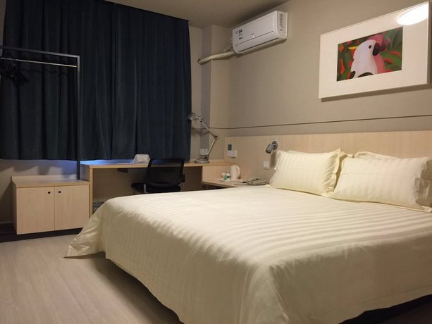 Jinjiang Inn Select Shanghai International Tourist Resort Huinan Safari Park