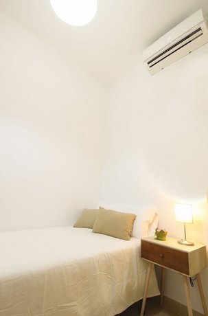 Deluxe apartment San Julian with parking