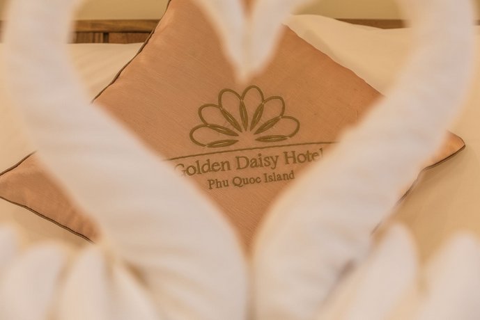 Golden Daisy Hotel