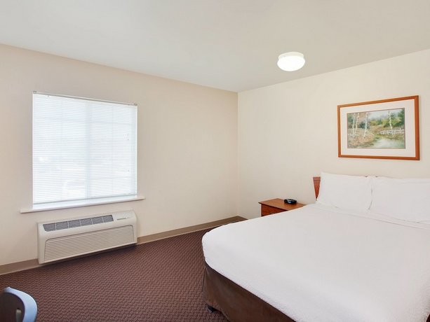 WoodSpring Suites Pharr