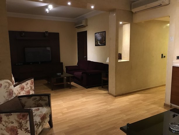 Ny Suites