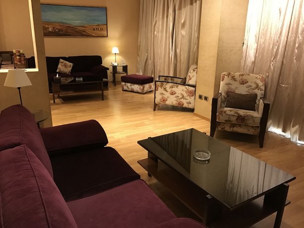 Ny Suites