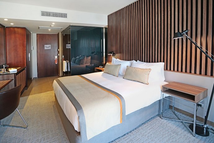 DoubleTree by Hilton Santiago Kennedy Chile