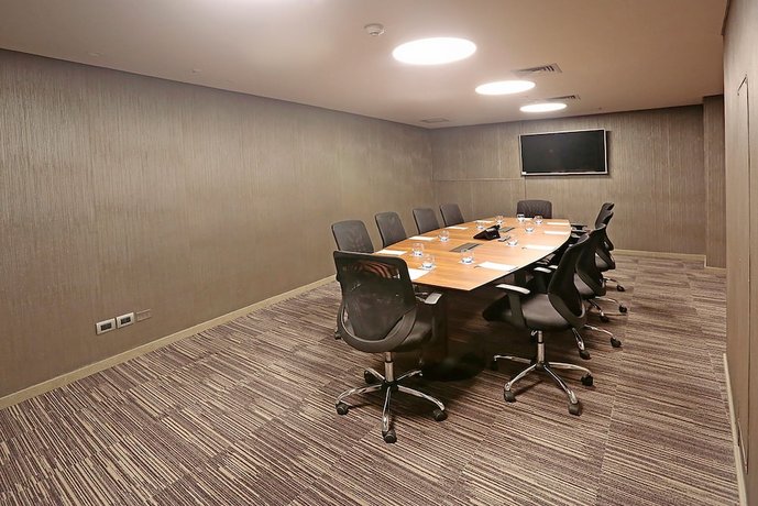 DoubleTree by Hilton Santiago Kennedy Chile