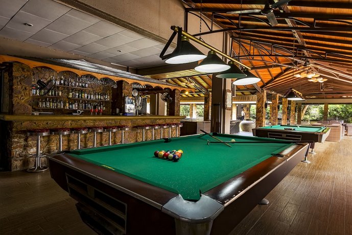Full Moon Garden Hotel