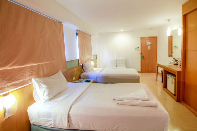 Ten Stars Hotel