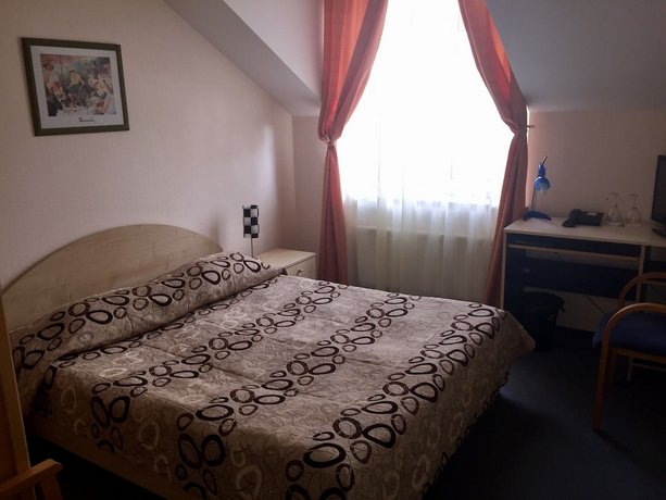 Amicus Hotel