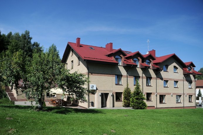Amicus Hotel