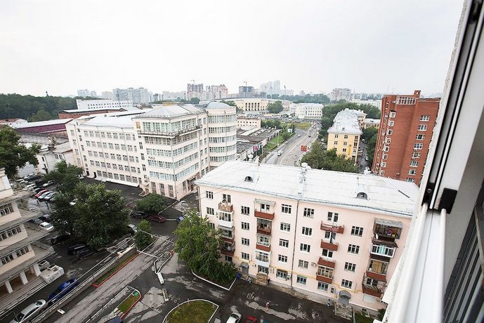 Апартаменты Hotel on Malysheva 4B-2