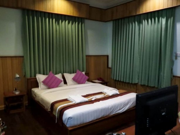 Cassiopeia Hotel