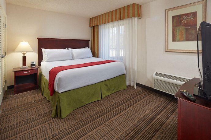Holiday Inn Hotel & Suites Santa Maria Santa Maria