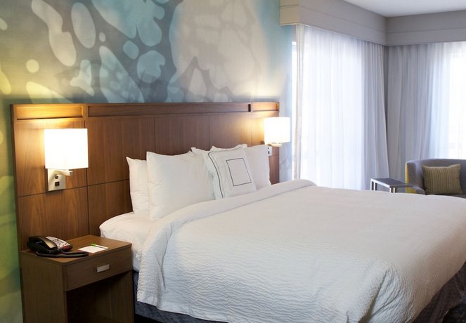 Courtyard by Marriott Asheville Airport