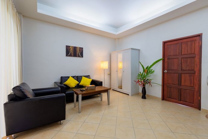 Kata Pool Apartments