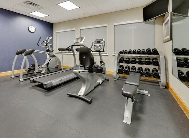 Holiday Inn Express & Suites San Antonio Brooks City Base