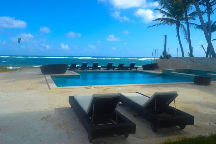 Watermark Luxury Oceanfront Residences
