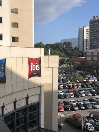 Ibis Budget Rio de Janeiro Nova America