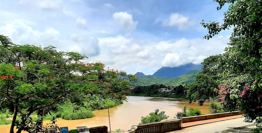 Saynamkhan River View