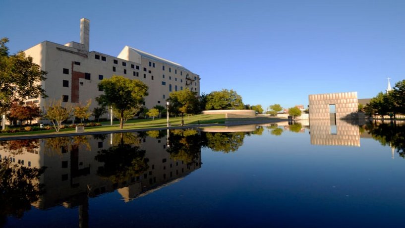 Holiday Inn Express and Suites Oklahoma City North