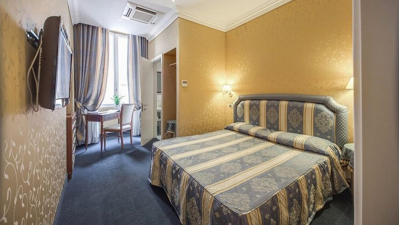 939 Hotel