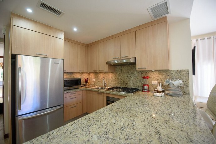 El Portillo Residences by Mint