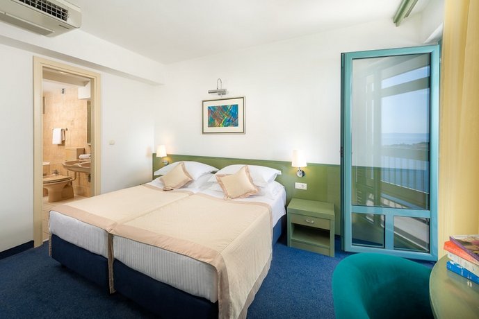 Dalmacija Sunny Hotel by Valamar