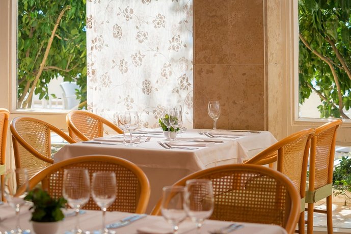 Dalmacija Sunny Hotel by Valamar