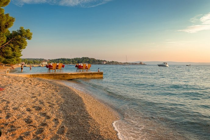 Dalmacija Sunny Hotel by Valamar